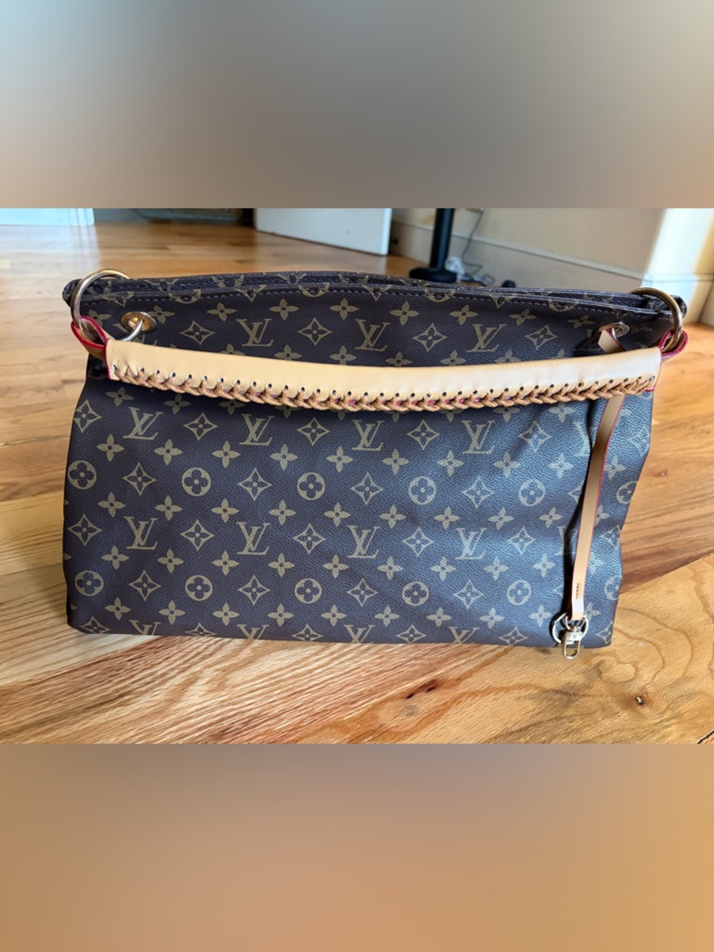 An inspires designer Louis Vuitton Monogram Canvas Shoulder Bag in Brown and Tan - Picture 3 of 7